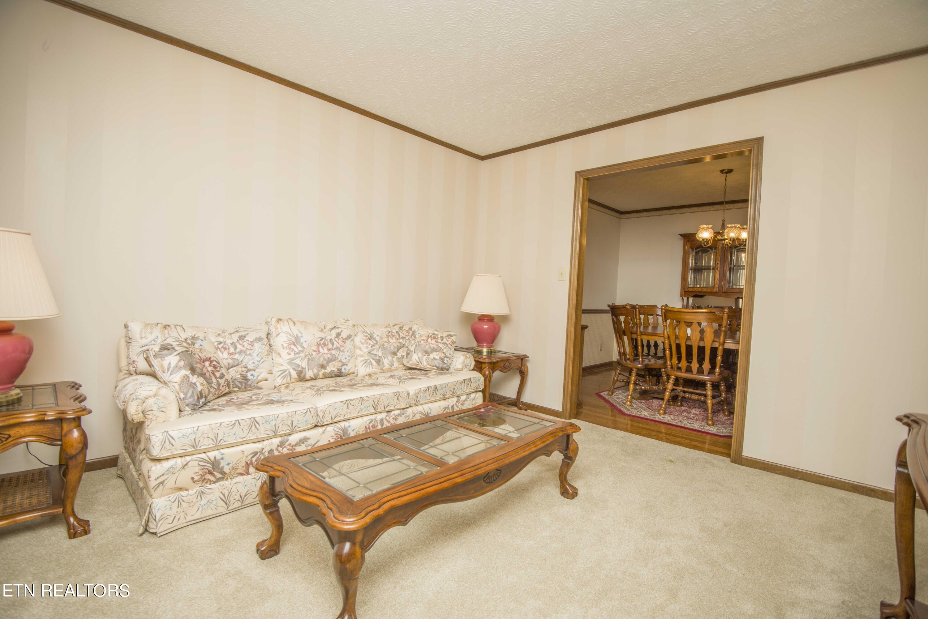 7004 Chartwell Road Knoxville, TN 37931 - Photo 10 of 46 den 1_1