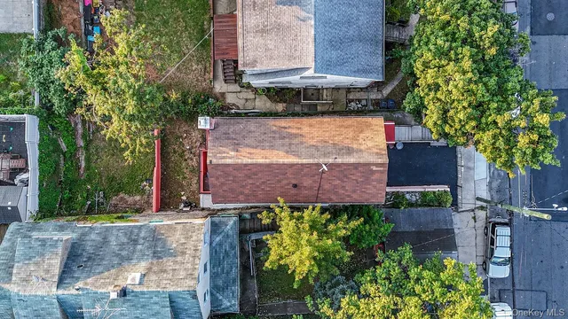 $850,000 | 3965 Duryea Avenue | Edenwald