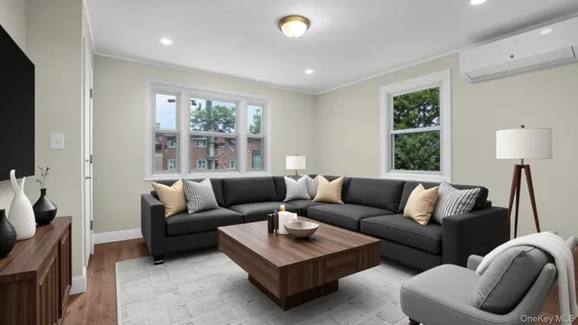 $850,000 | 3965 Duryea Avenue | Edenwald