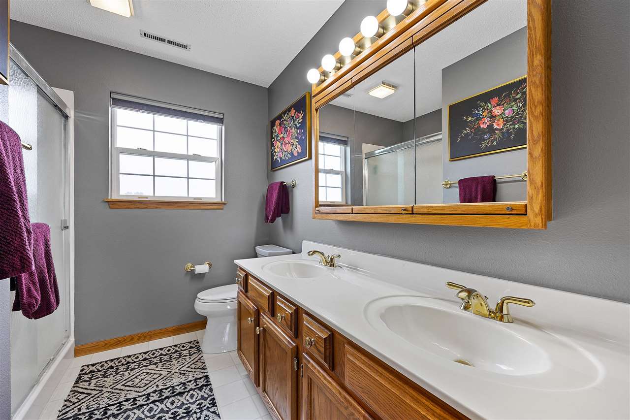 6919 Rockingham Drive Southwest Cedar Rapids, IA 52404 - Photo 27 of 55 Gallery Image 27