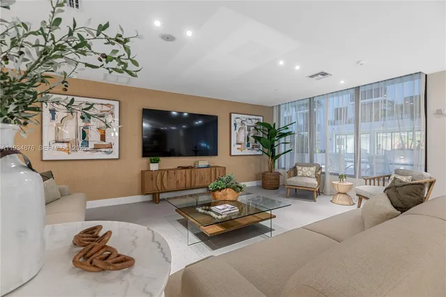 $35,556 | 4 North Federal Highway, Unit 540, Dania Beach, FL 33004