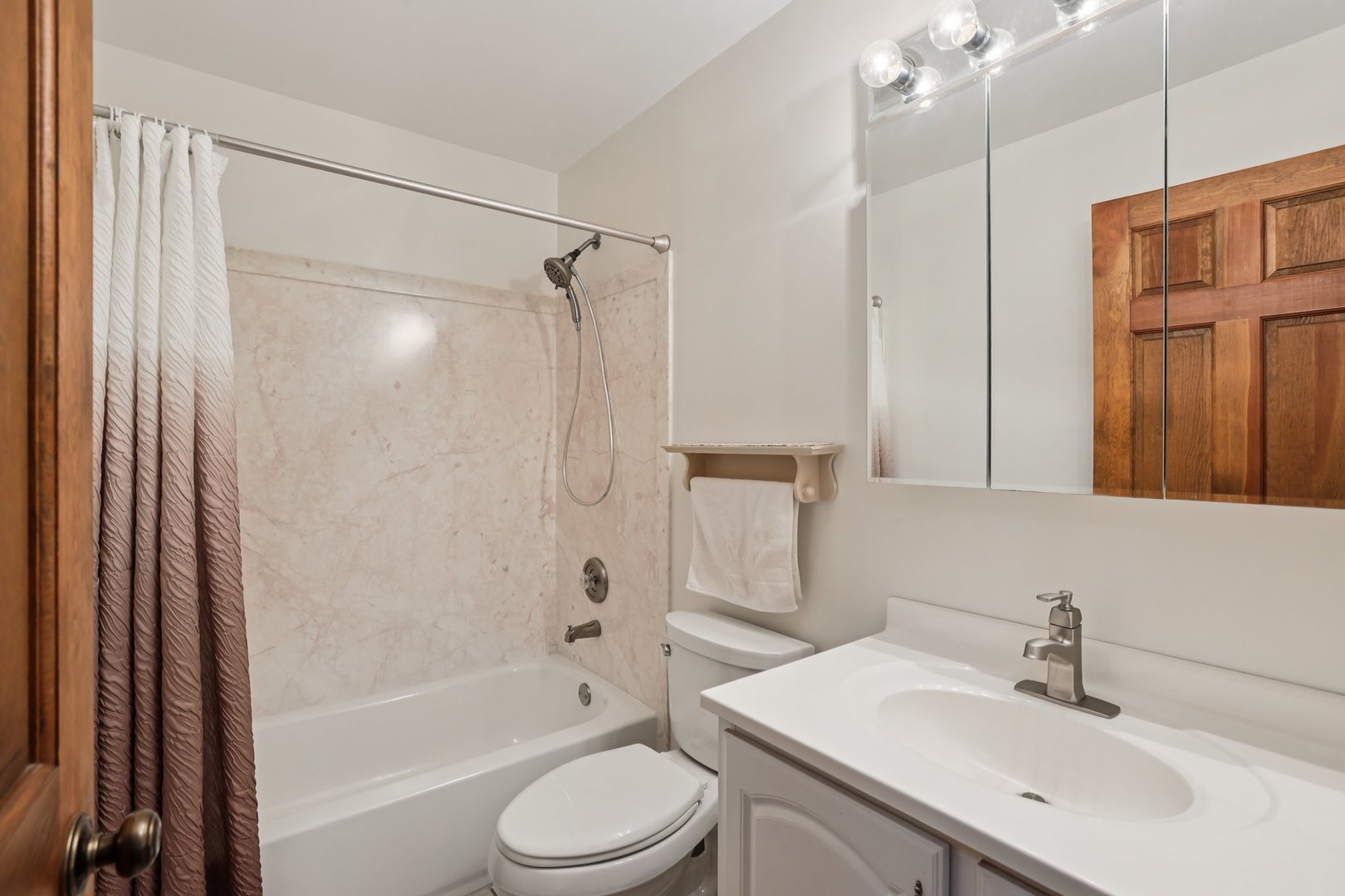 33336 North Fish Lake Road Round Lake, IL 60073 - Photo 24 of 64 Gallery Image 24