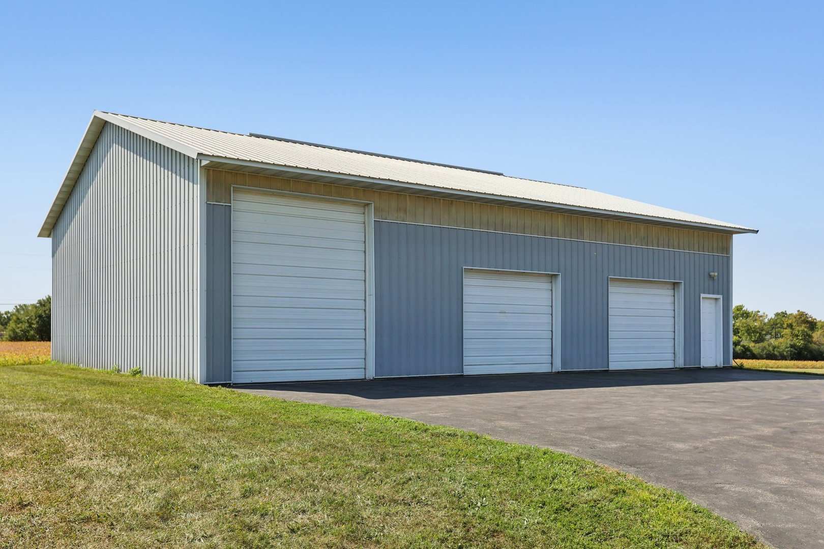 33336 North Fish Lake Road Round Lake, IL 60073 - Photo 3 of 64 Gallery Image 3