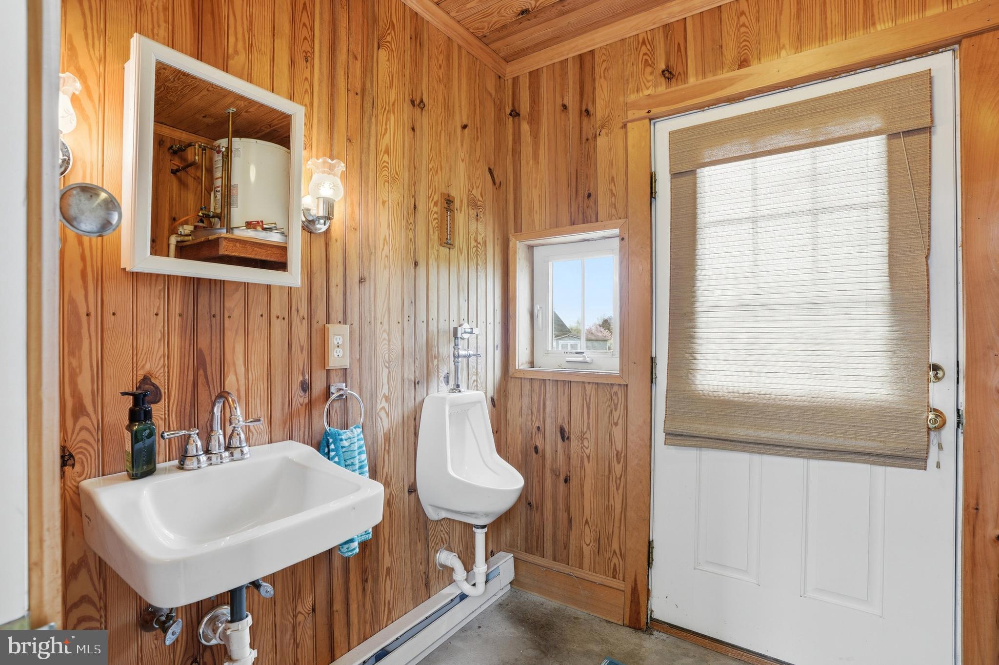 572 Halteman Road Souderton, PA 18964 - Photo 60 of 81 Powder room in the pole barn