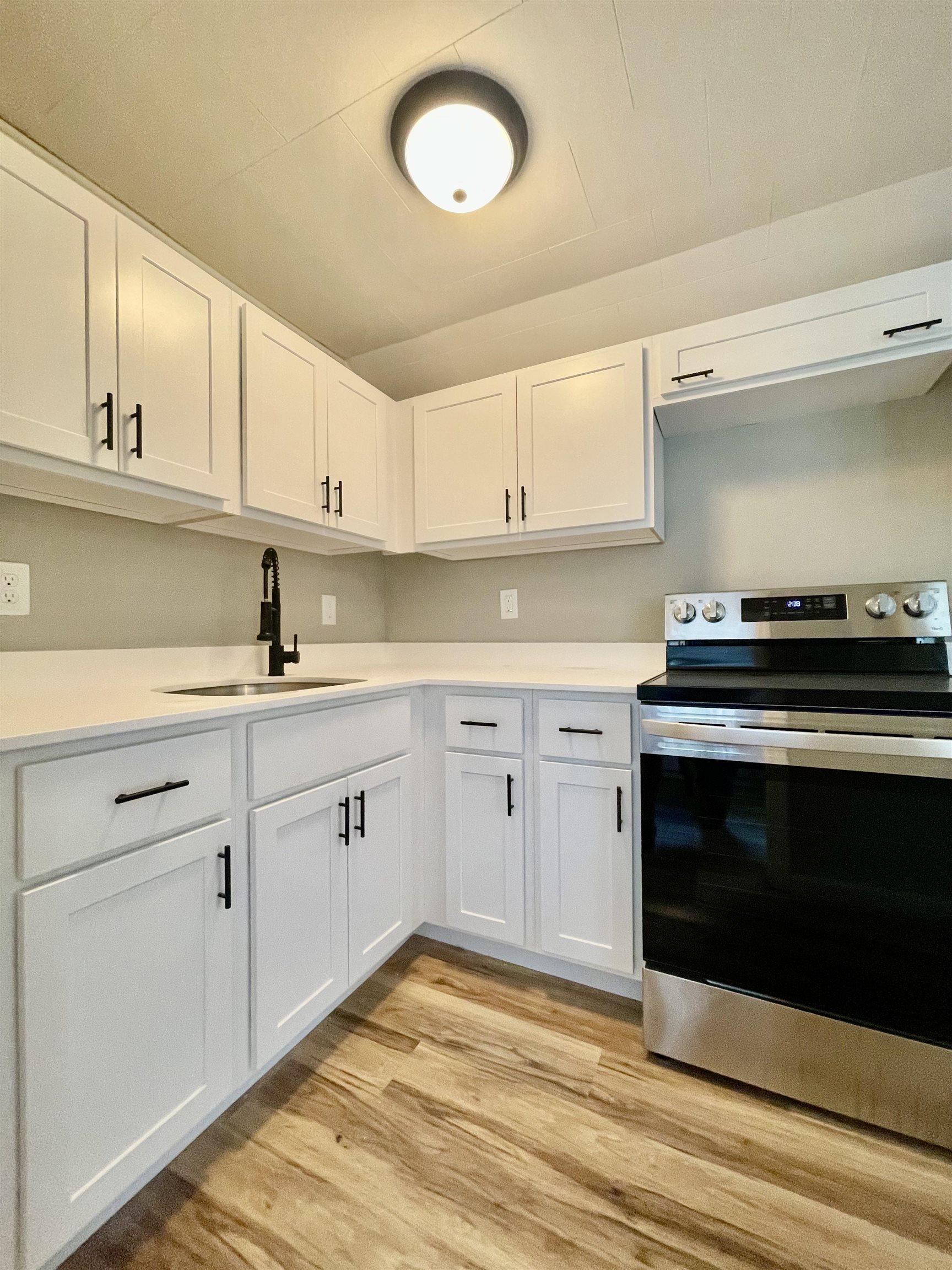 33 East Bluff Village Meredith, NH 03253 - Photo 4 of 23