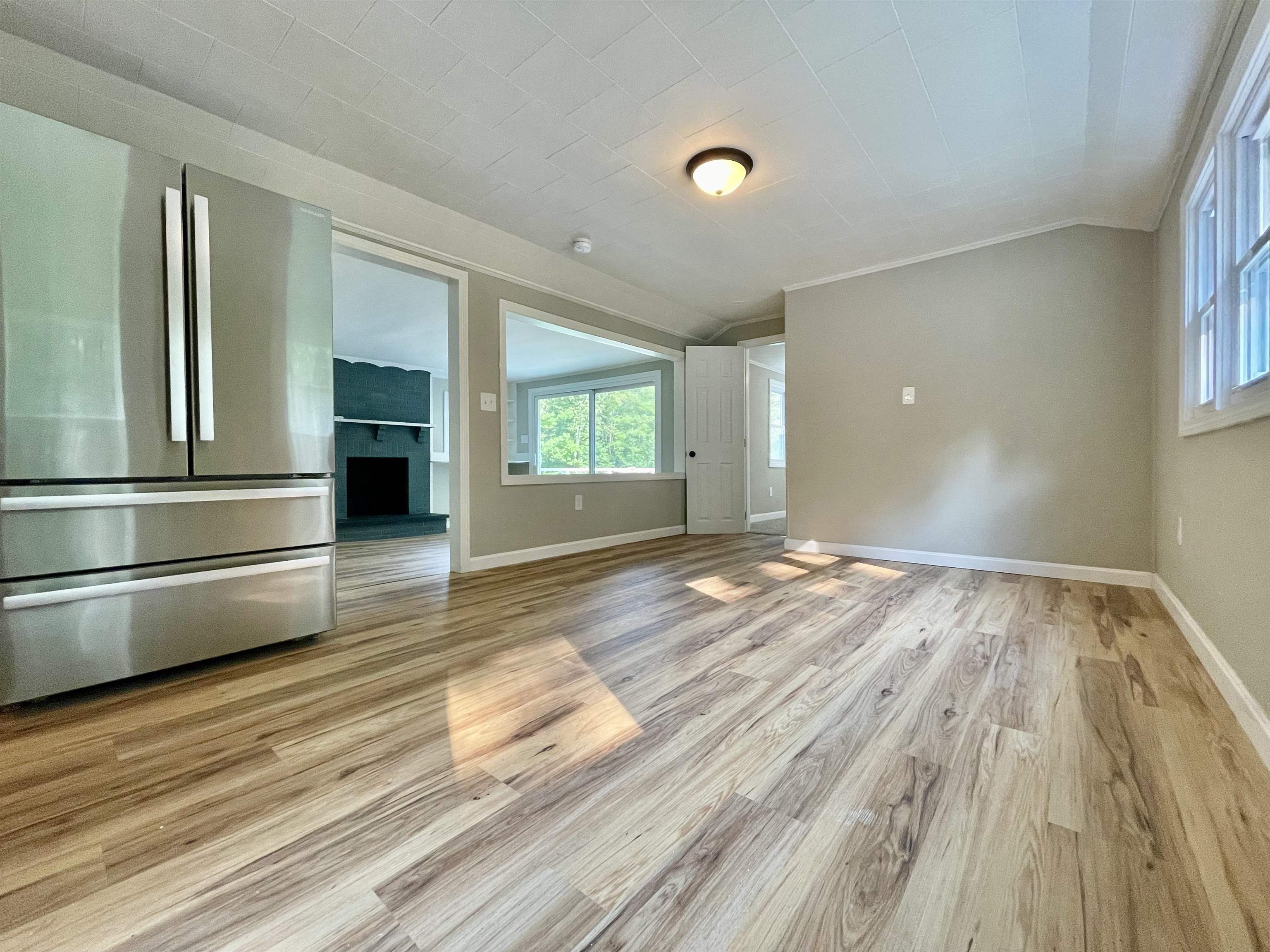 33 East Bluff Village Meredith, NH 03253 - Photo 7 of 23