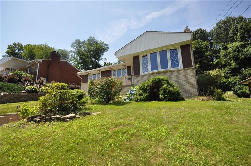 110 Reed Drive Pittsburgh, PA 15205 - Photo 2 of 25 Gallery Image 2