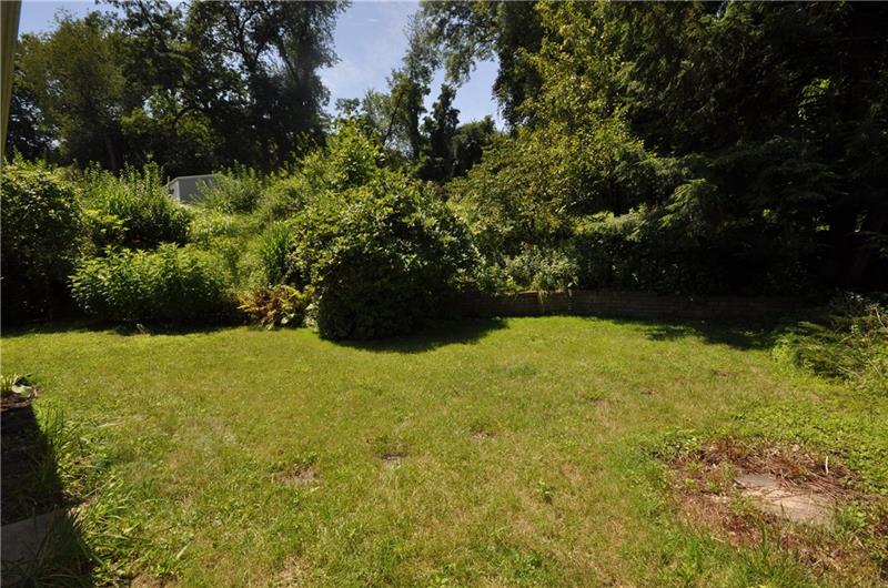 110 Reed Drive Pittsburgh, PA 15205 - Photo 21 of 25 Gallery Image 21
