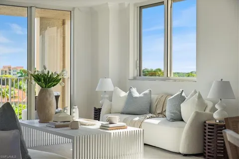 $3,275,000 | 6597 Nicholas Boulevard, Unit 601, Naples, FL 34108