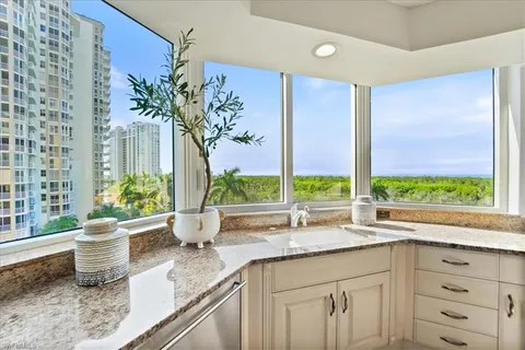 $3,275,000 | 6597 Nicholas Boulevard, Unit 601, Naples, FL 34108