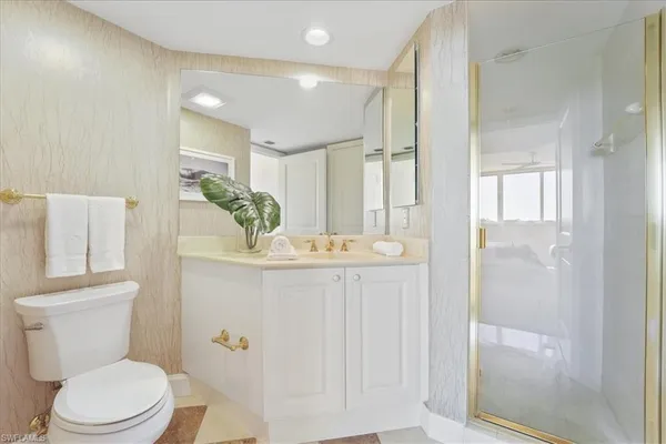 $3,000,000 | 6597 Nicholas Boulevard, Unit 601, Naples, FL 34108