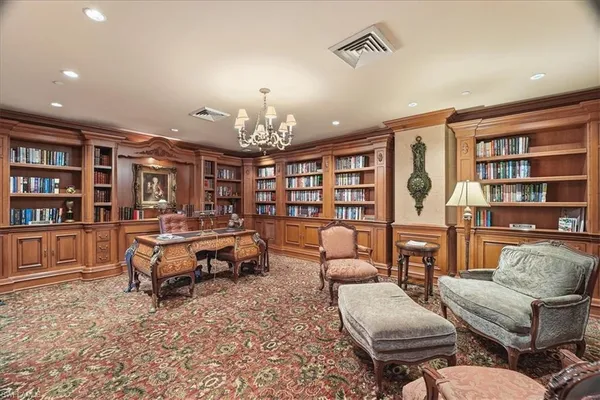 $3,000,000 | 6597 Nicholas Boulevard, Unit 601, Naples, FL 34108