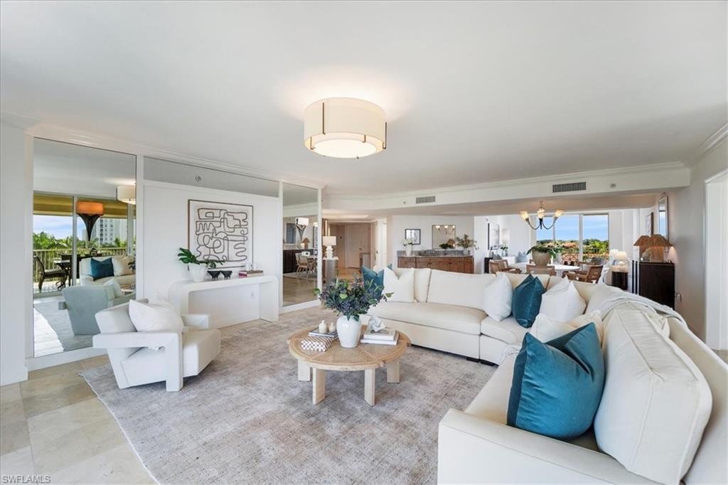 6597 Nicholas Boulevard, Unit 601 Naples, FL 34108 - Photo 6 of 49