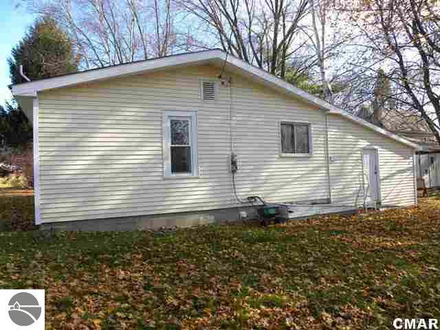8106 South Genuine Road Shepherd, MI 48883 - Photo 15 of 15 1769104-14.JPG