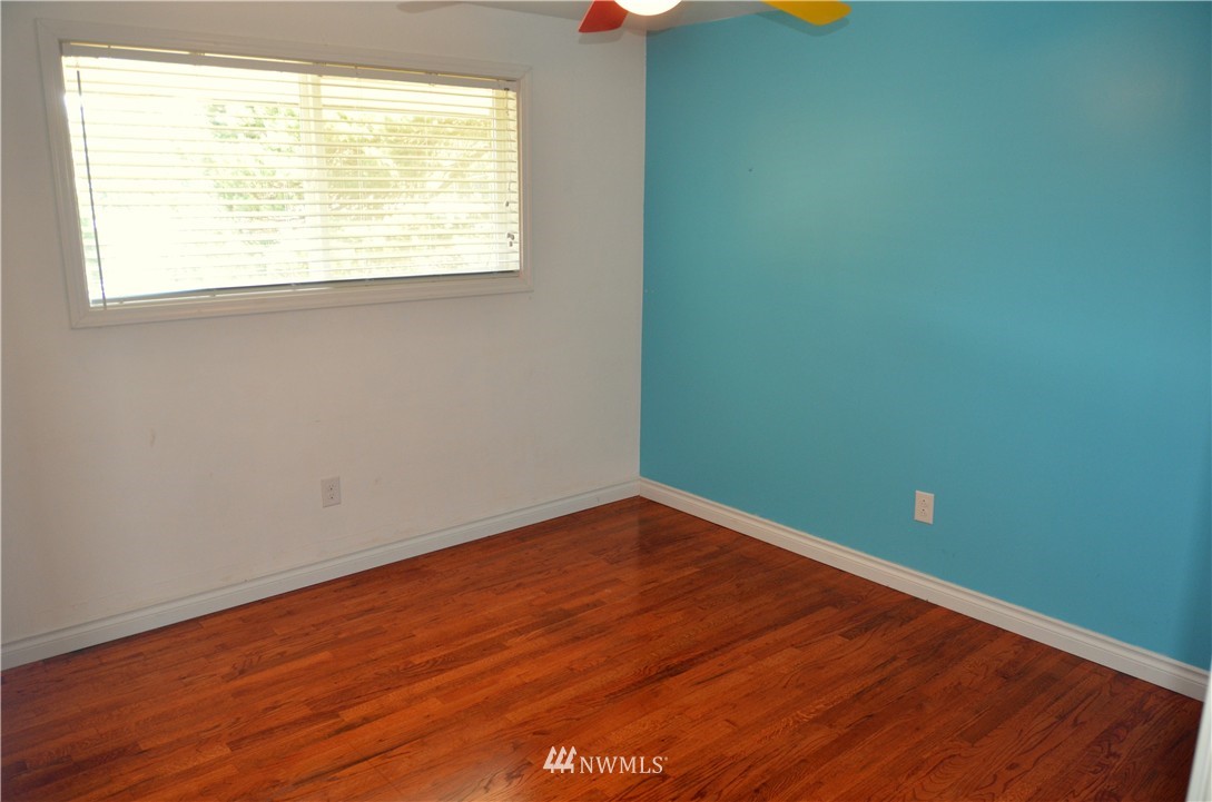 3606 Bledsoe Avenue Bremerton, WA 98310 - Photo 14 of 23