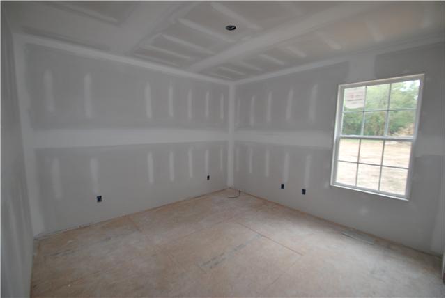 786 New Deal Potts Road Cottontown, TN 37048 - Photo 9 of 12 a view of an empty room with a window
