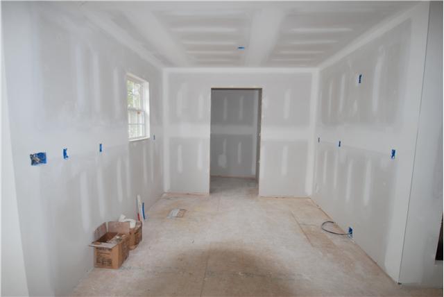 786 New Deal Potts Road Cottontown, TN 37048 - Photo 10 of 12 a view of a room with white walls