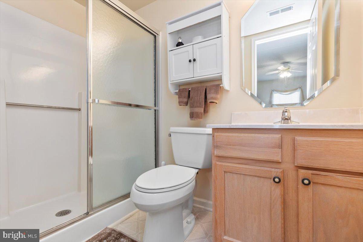 415 Brandon Road, Unit 415 Eagleville, PA 19403 - Photo 22 of 35 Master Bathroom