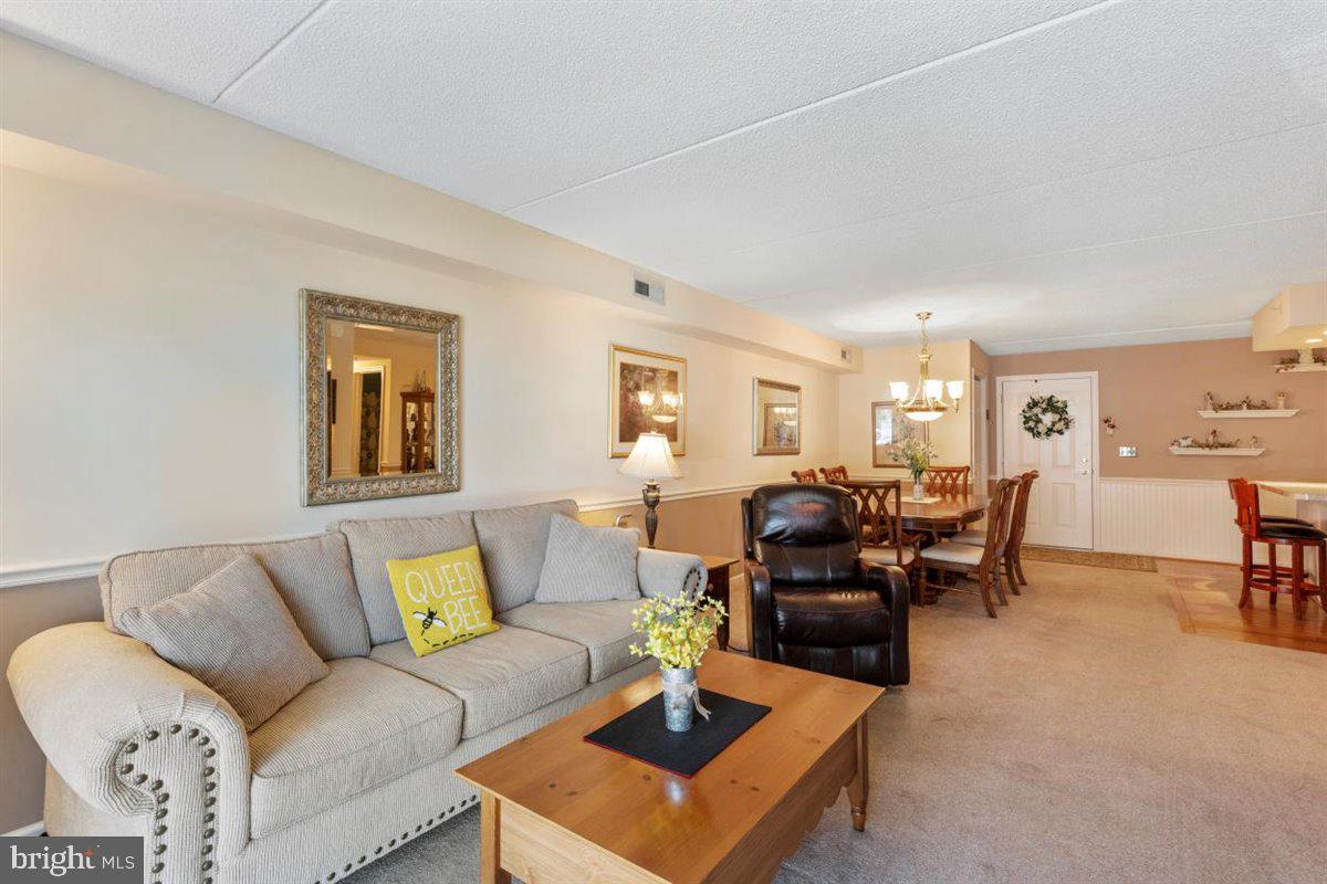 415 Brandon Road, Unit 415 Eagleville, PA 19403 - Photo 5 of 35 Living Room