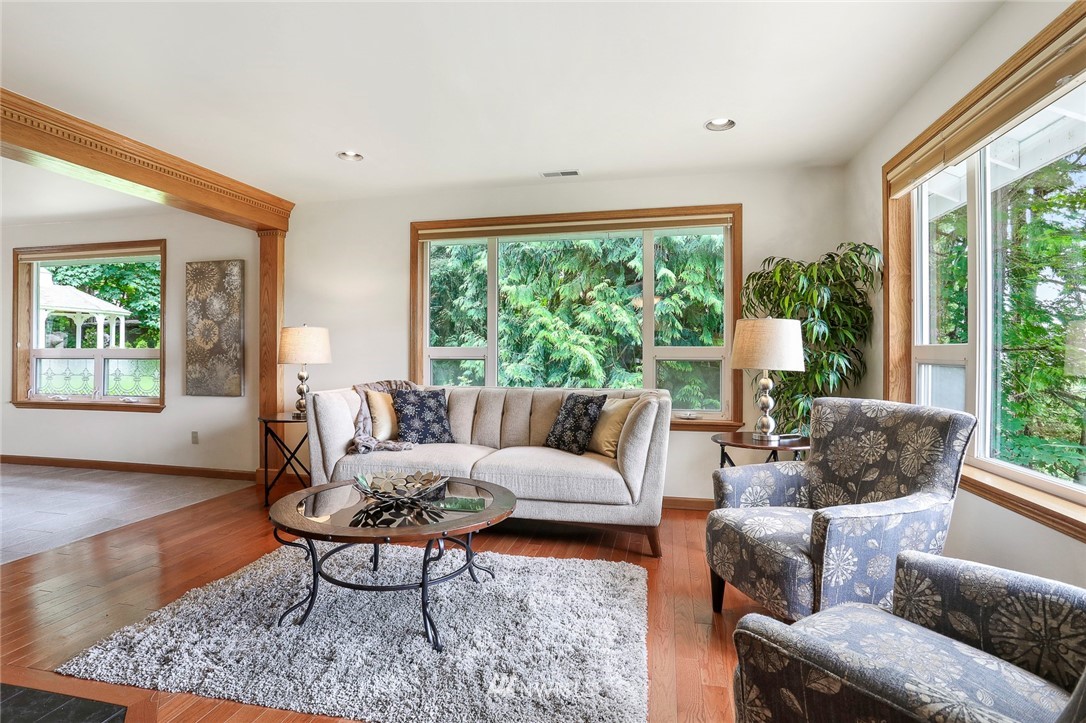 16134 Tiger Mountain Road Southeast Issaquah, WA 98027 - Photo 14 of 38 Gallery Image 14