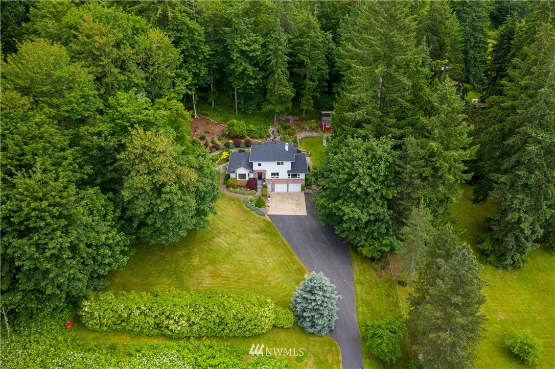 16134 Tiger Mountain Road Southeast Issaquah, WA 98027 - Photo 34 of 38 Gallery Image 34