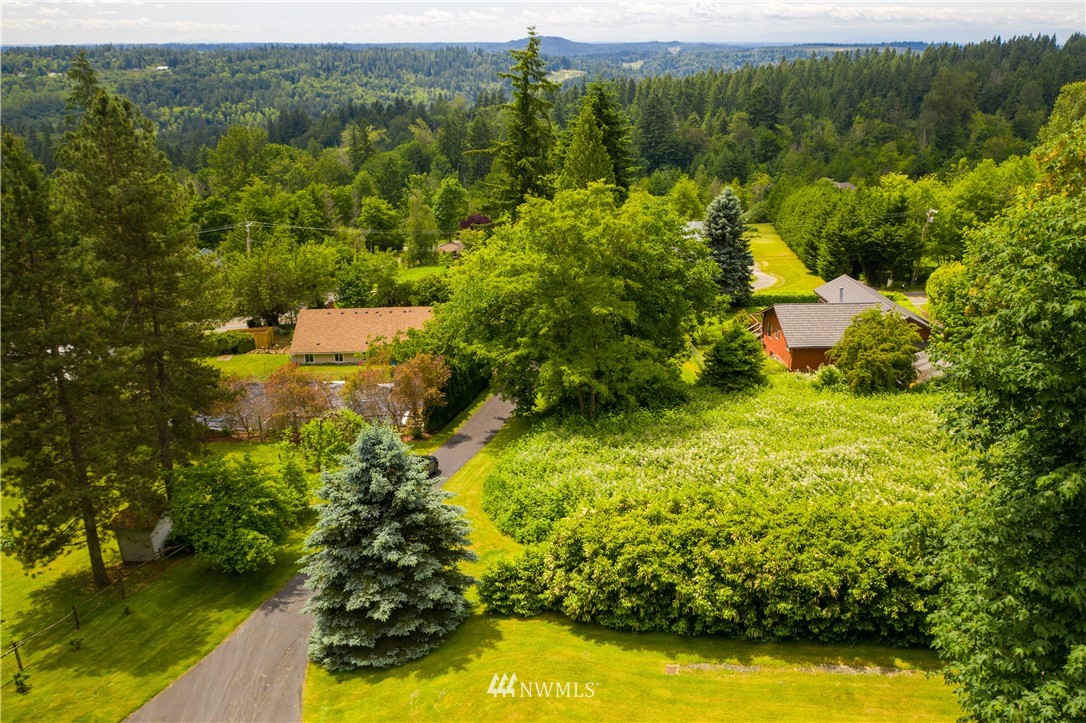 16134 Tiger Mountain Road Southeast Issaquah, WA 98027 - Photo 35 of 38 Gallery Image 35