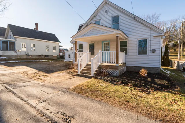 $299,900 | 31 North Street, Jaffrey, NH 03452