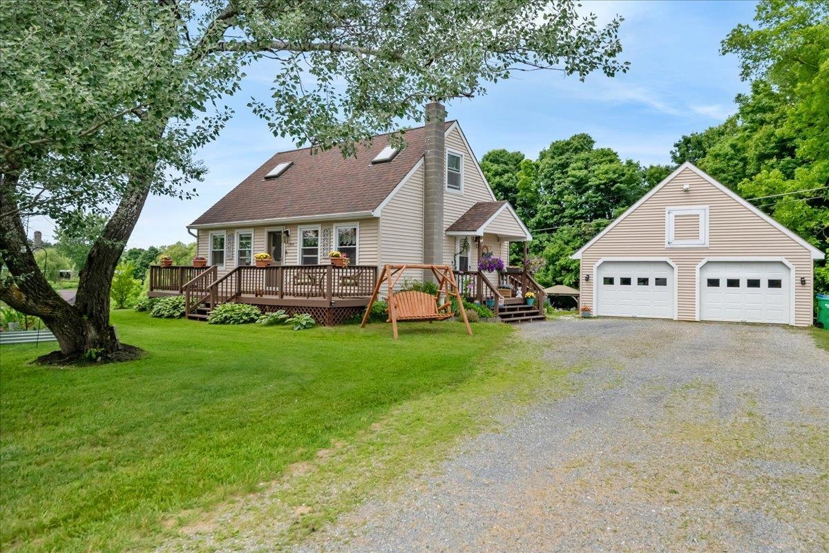 1588 Sandy Birch Road Georgia, VT 05468 - Photo 4 of 54