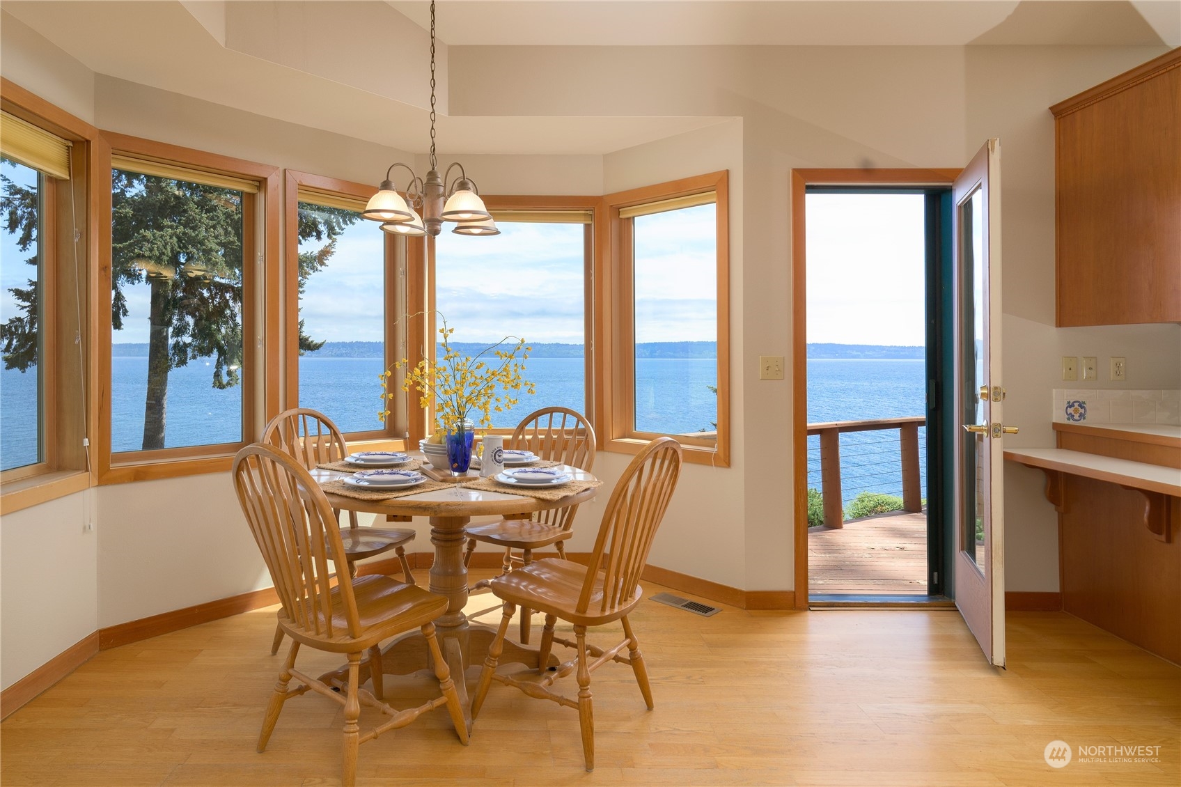 21718 President Point Road Northeast Kingston, WA 98346 - Photo 15 of 40 Gallery Image 15