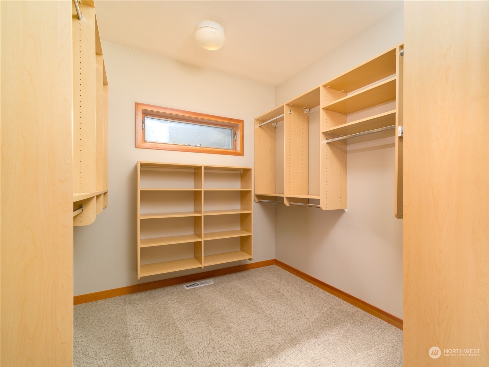 21718 President Point Road Northeast Kingston, WA 98346 - Photo 28 of 40 Gallery Image 28