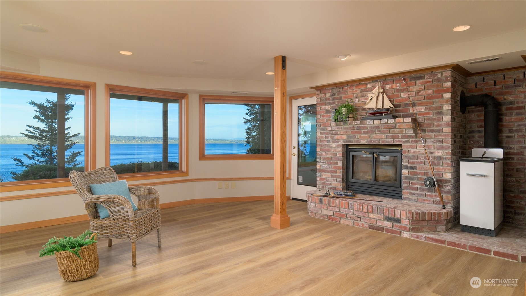 21718 President Point Road Northeast Kingston, WA 98346 - Photo 29 of 40 Gallery Image 29