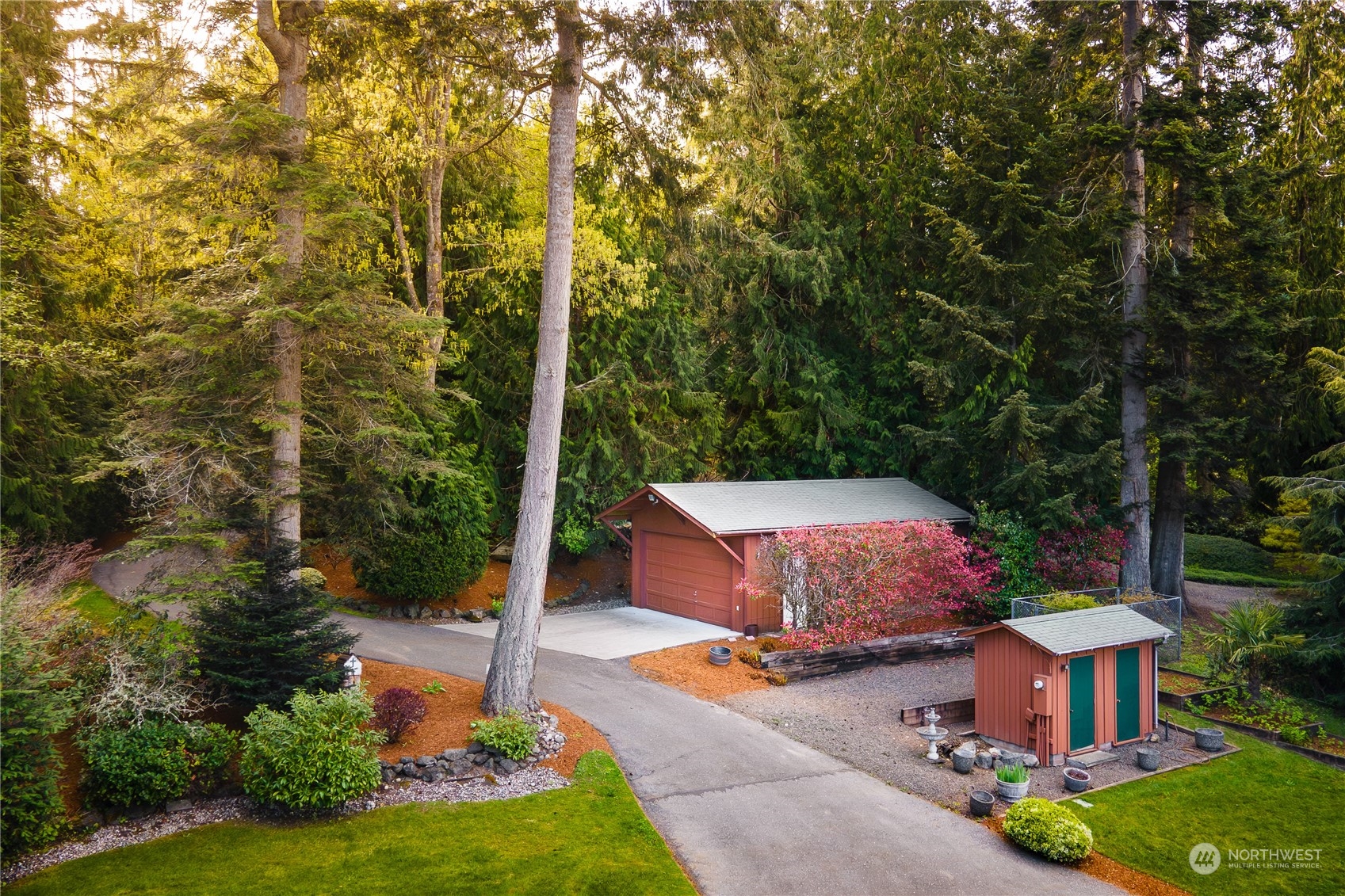 21718 President Point Road Northeast Kingston, WA 98346 - Photo 5 of 40 Gallery Image 5