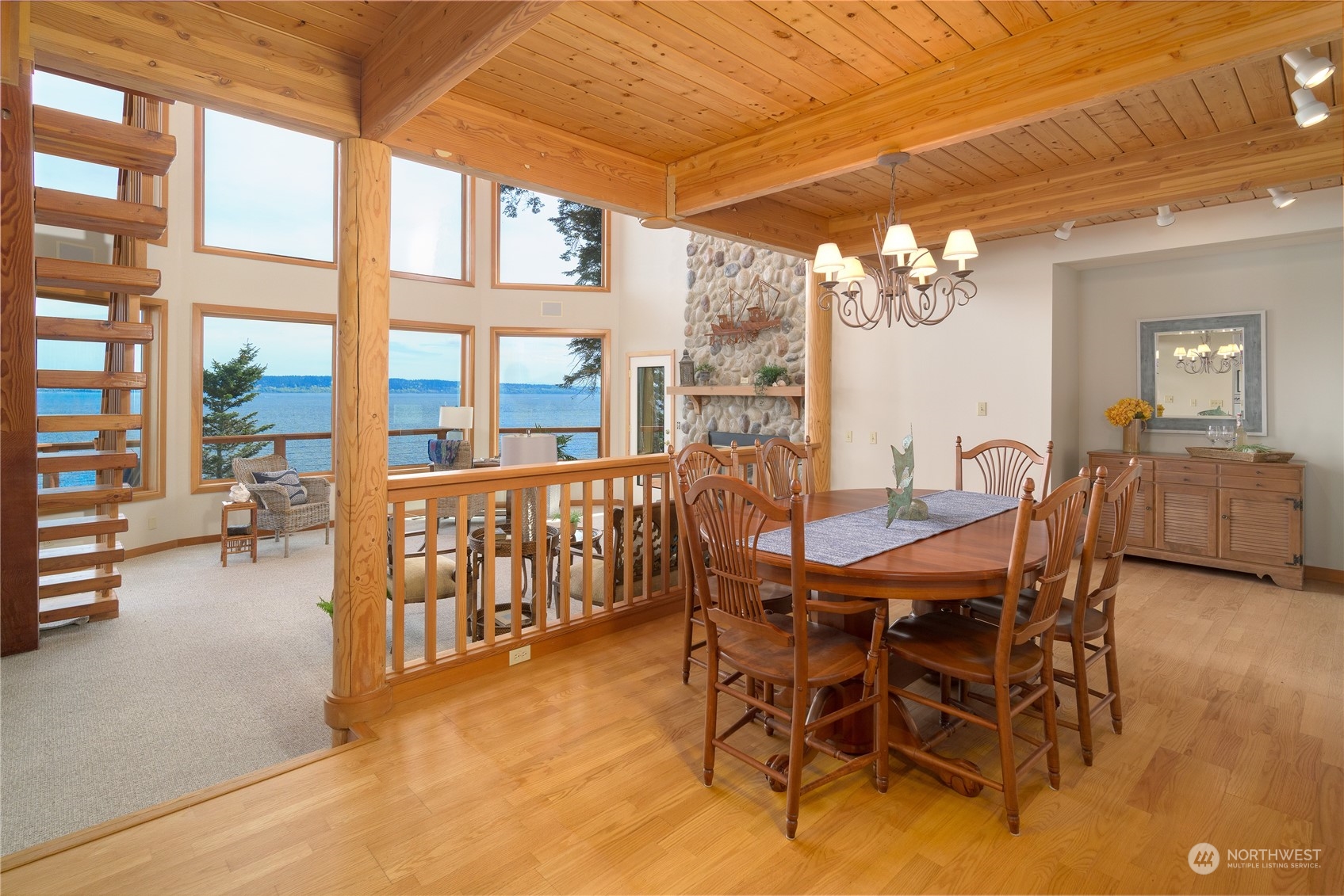 21718 President Point Road Northeast Kingston, WA 98346 - Photo 8 of 40 Gallery Image 8