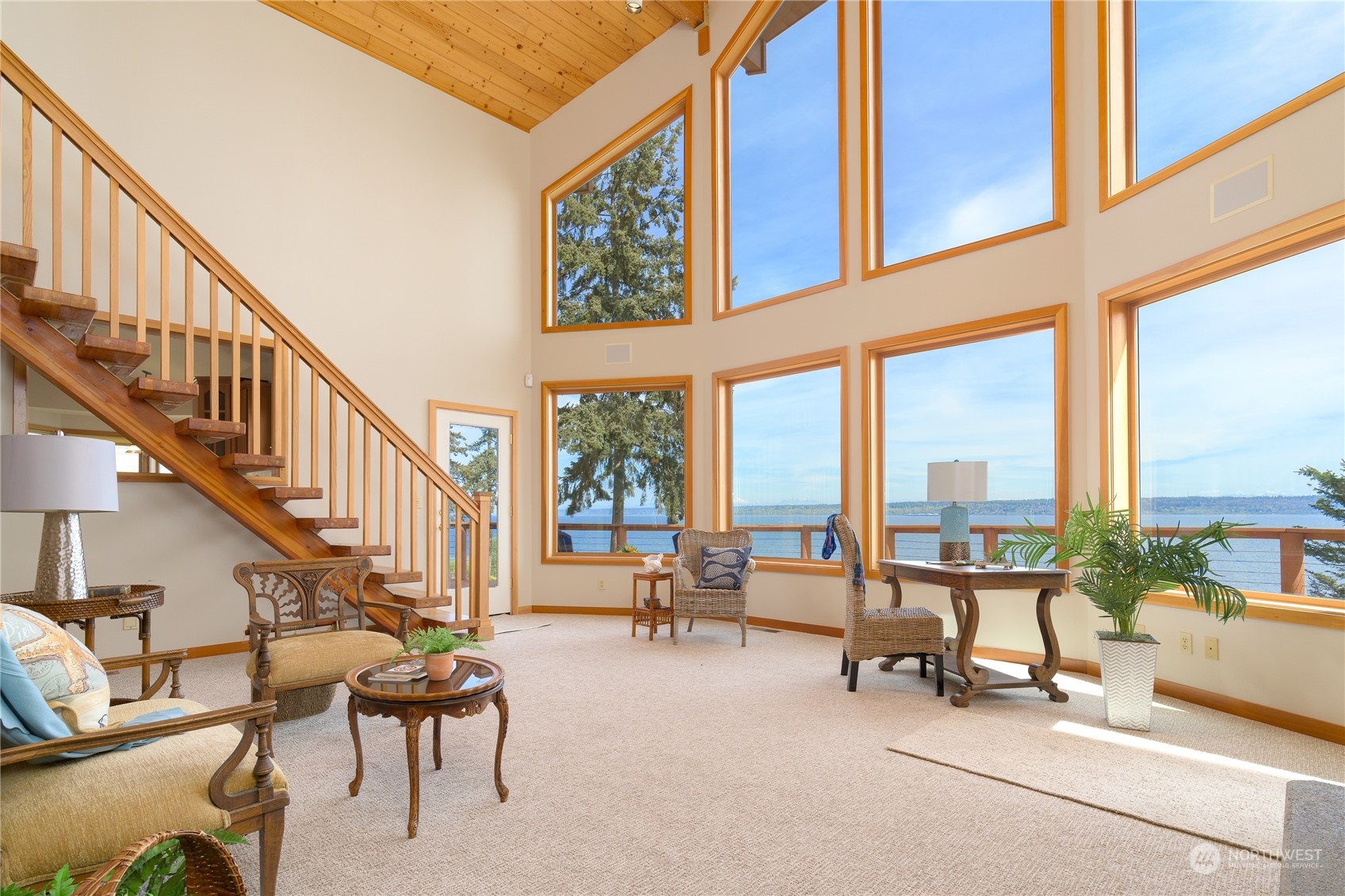 21718 President Point Road Northeast Kingston, WA 98346 - Photo 10 of 40 Gallery Image 10