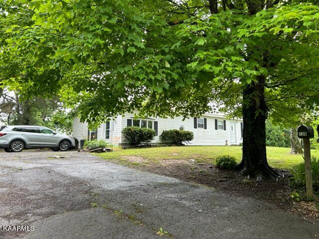 138 Monte Vista Road Ewing, VA 24248 - Photo 1 of 16 IMG_1207