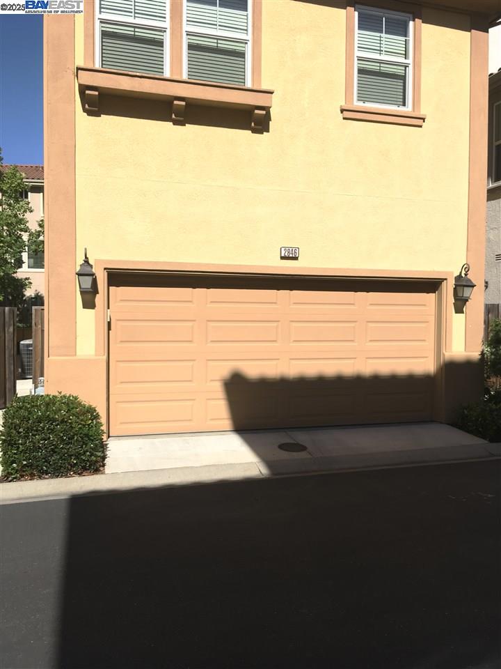 2846 Mint Common Livermore, CA 94551 - Photo 17 of 17 a view of a balcony from window