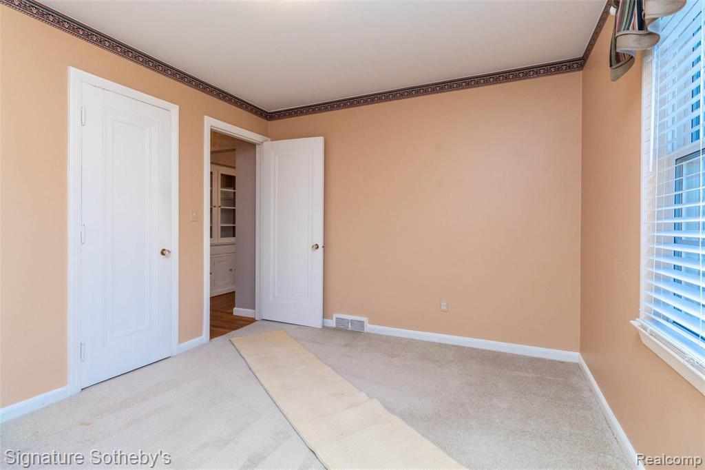 4175 Kenmore Road Berkley, MI 48072 - Photo 31 of 44