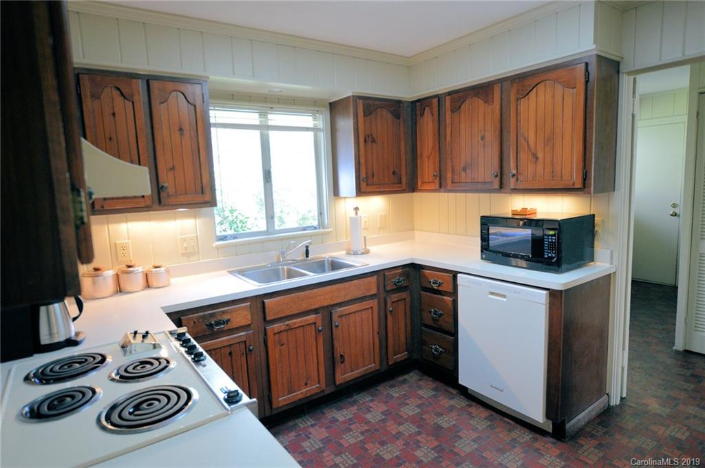 478 Houston Road Columbus, NC 28722 - Photo 7 of 22 Gallery Image 7