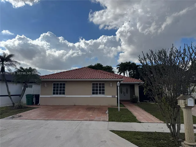 $649,900 | 5332 Southwest 142nd Place, Miami, FL 33175