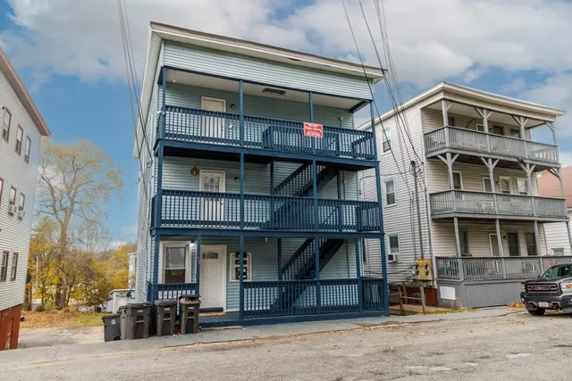 $1,950 | 13 Greenwood Street, Unit 1, Gardner, MA 01440