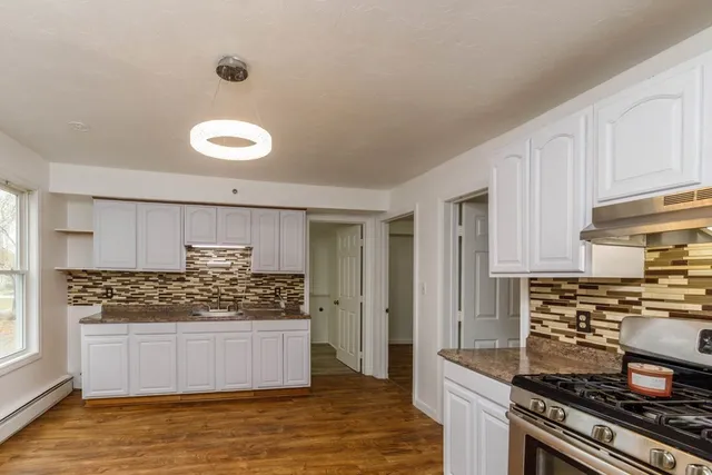 $1,950 | 13 Greenwood Street, Unit 1, Gardner, MA 01440