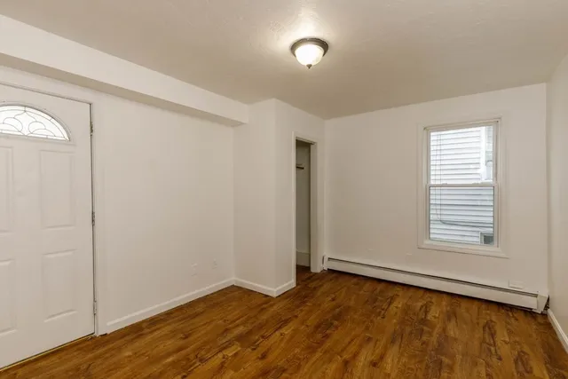 $1,950 | 13 Greenwood Street, Unit 1, Gardner, MA 01440