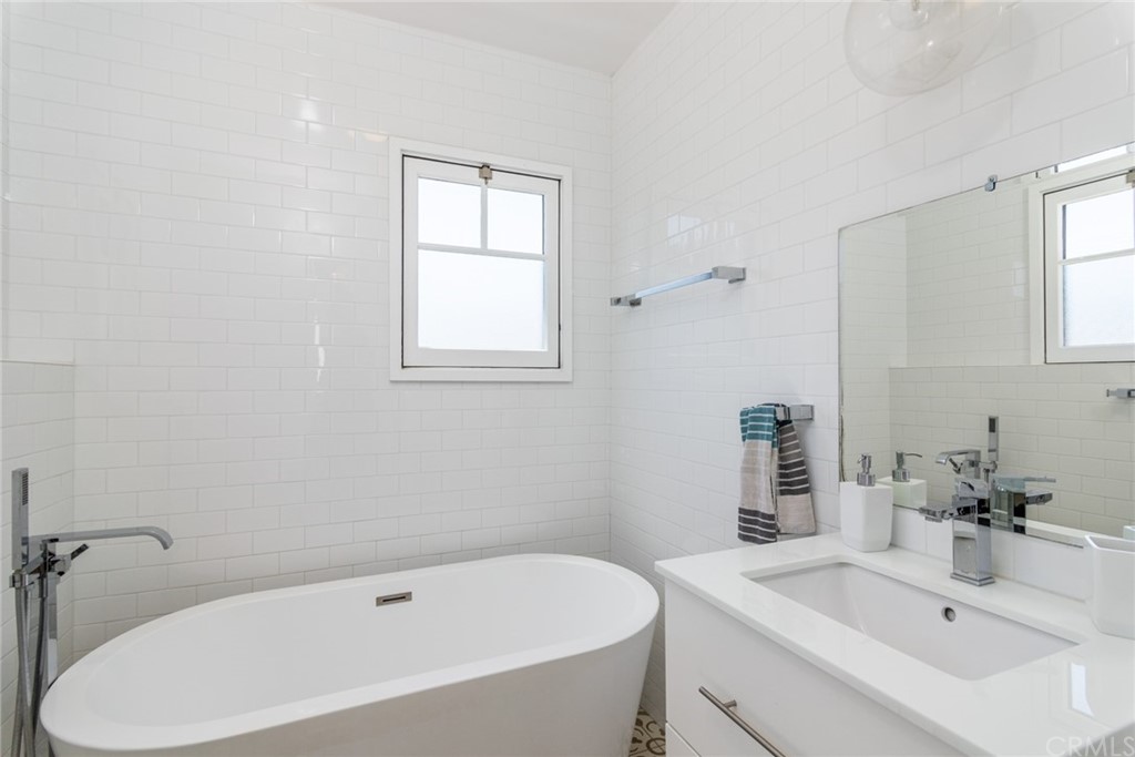 2816 East 3rd Street Long Beach, CA 90814 - Photo 30 of 75