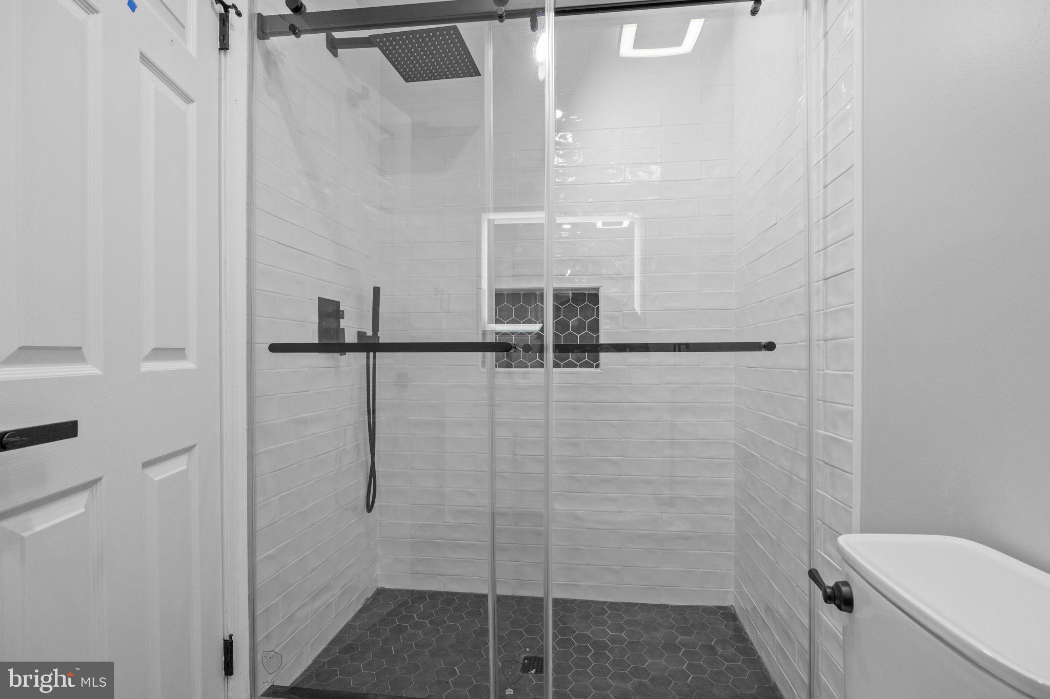 548 Susan Drive King of Prussia, PA 19406 - Photo 18 of 27 a bathroom with a shower