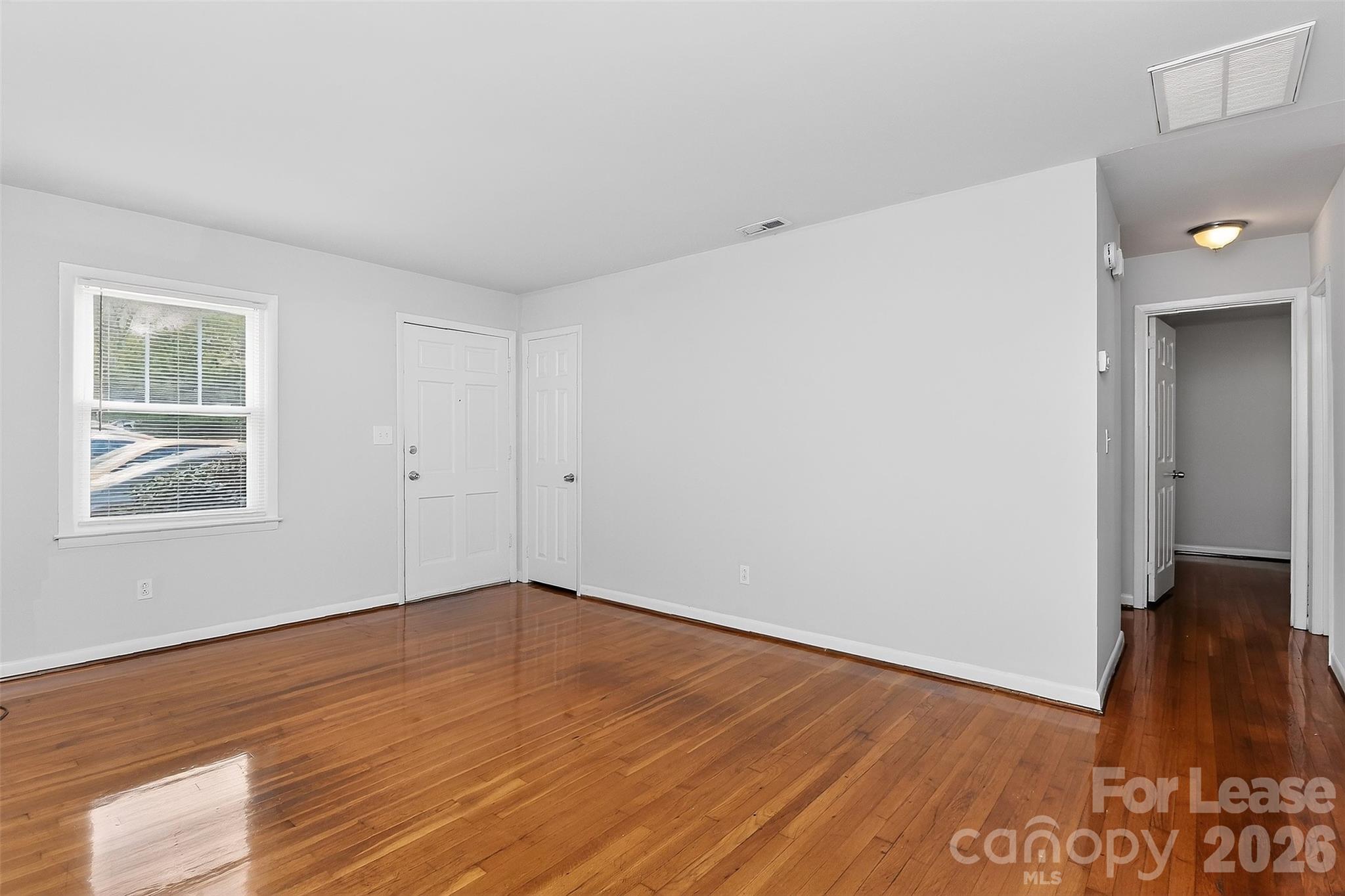 4230 Castleton Road Charlotte, NC 28211 - Photo 4 of 16