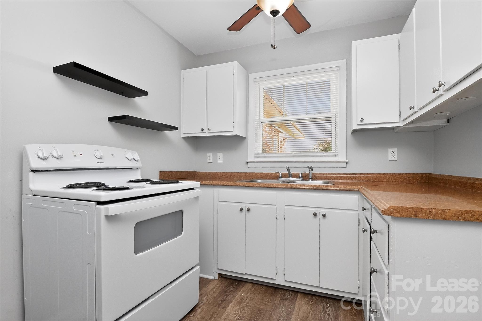 4230 Castleton Road Charlotte, NC 28211 - Photo 5 of 16