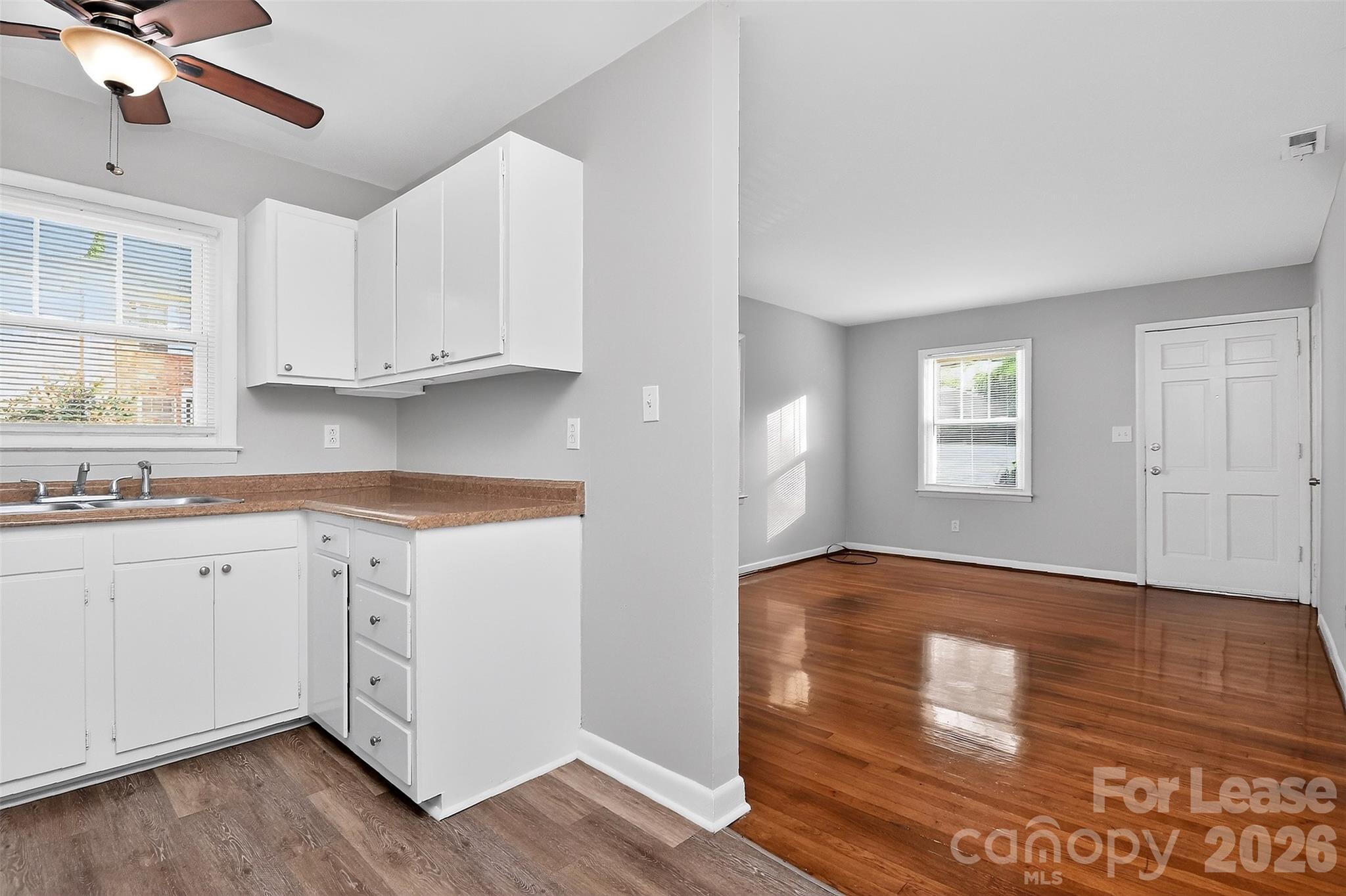 4230 Castleton Road Charlotte, NC 28211 - Photo 9 of 16