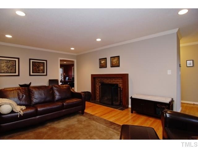 1843 Woodburn Road Durham, NC 27705 - Photo 5 of 20 Gallery Image 5