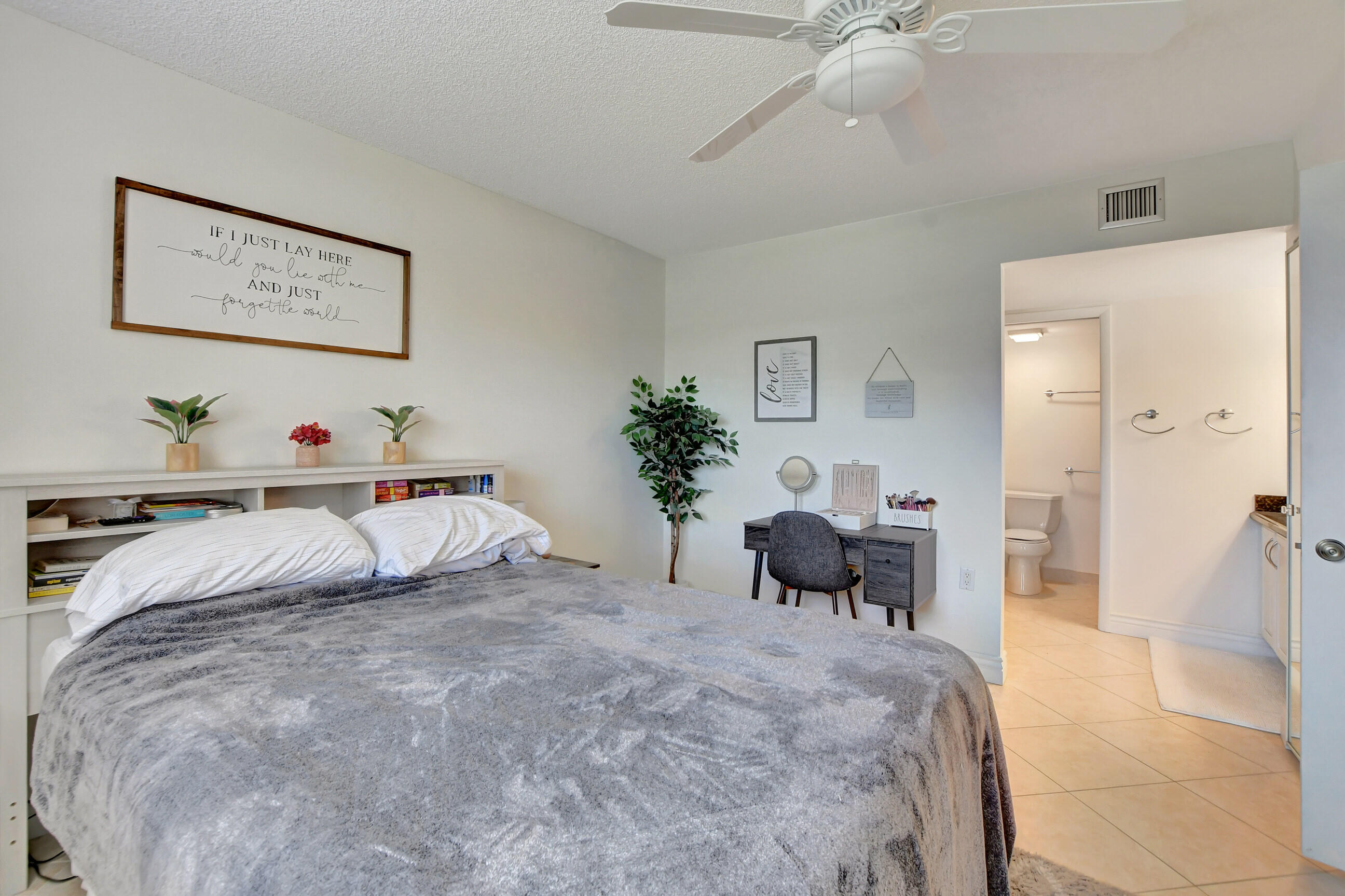 6109 Balboa Circle, Unit 104 Boca Raton, FL 33433 - Photo 19 of 37 21_dsc_0091