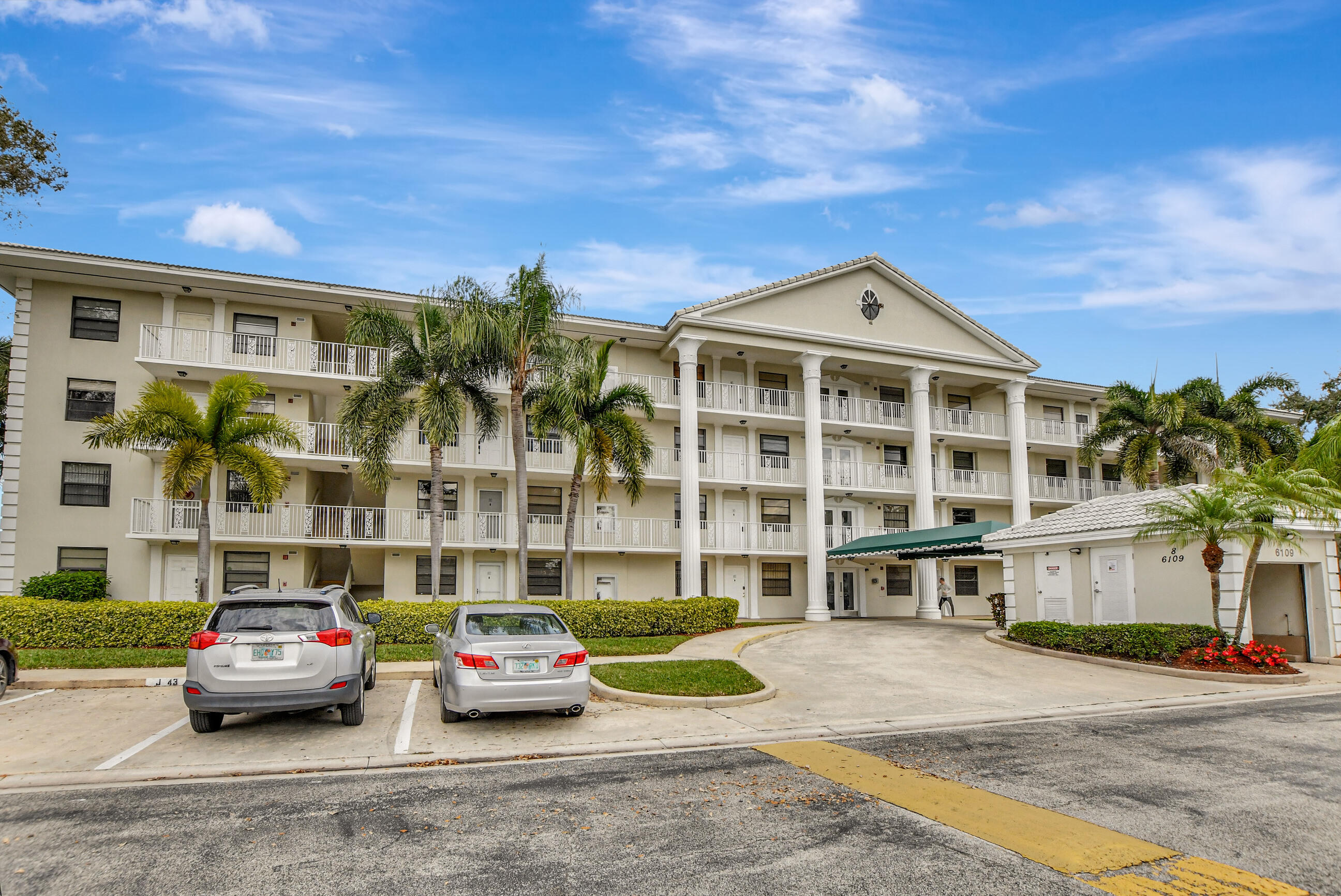 6109 Balboa Circle, Unit 104 Boca Raton, FL 33433 - Photo 2 of 37 Front